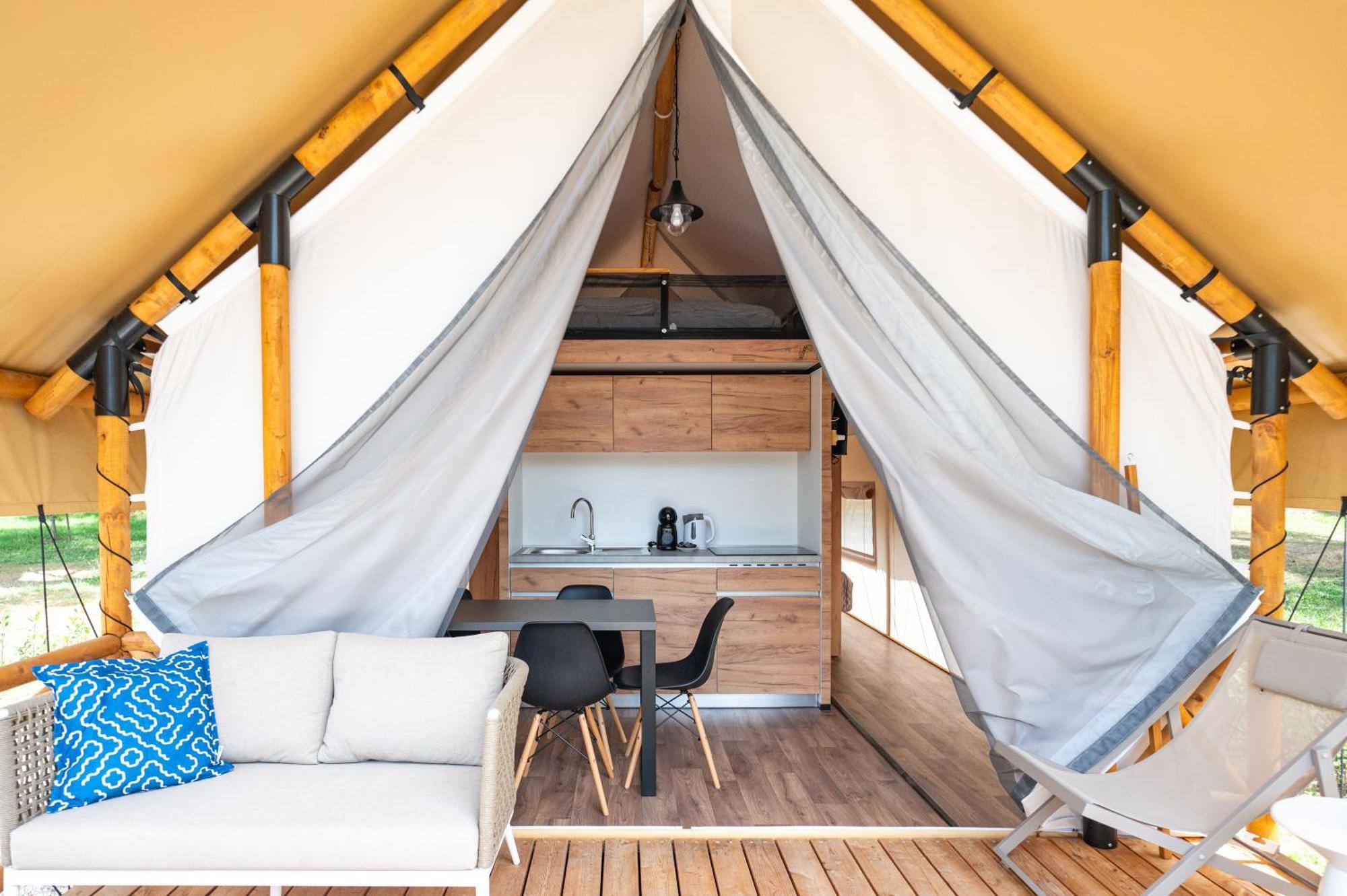Camp Dole Zivogosce - Mobile Home And Glamping Tent Extérieur photo